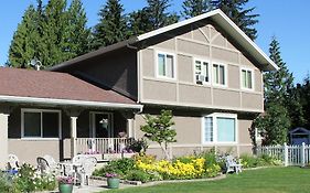 Alpenrose Revelstoke Bed&Breakfast